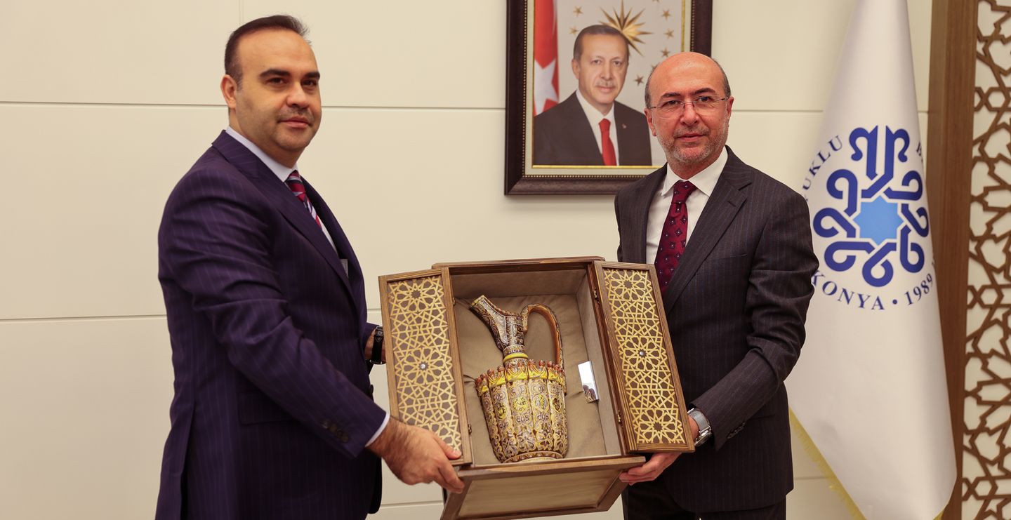 Sanayi ve Teknoloji Bakanı Mehmet Fatih Kacır Selçuklu Belediyesi’ni Ziyaret Etti